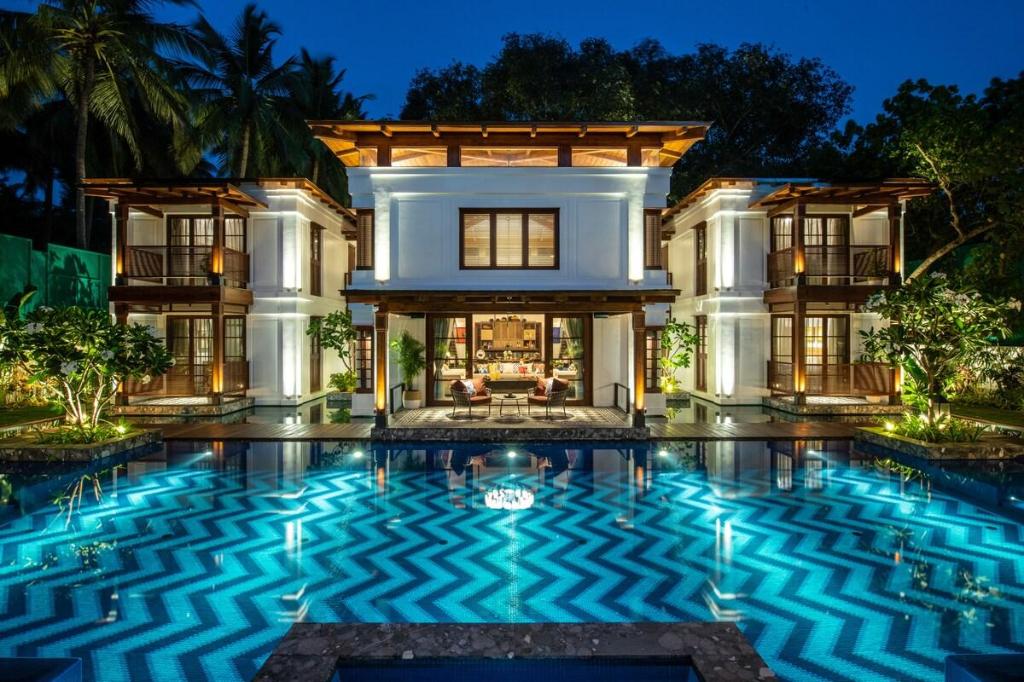 Azara Beach House - Designer Villa, Candolim Beach