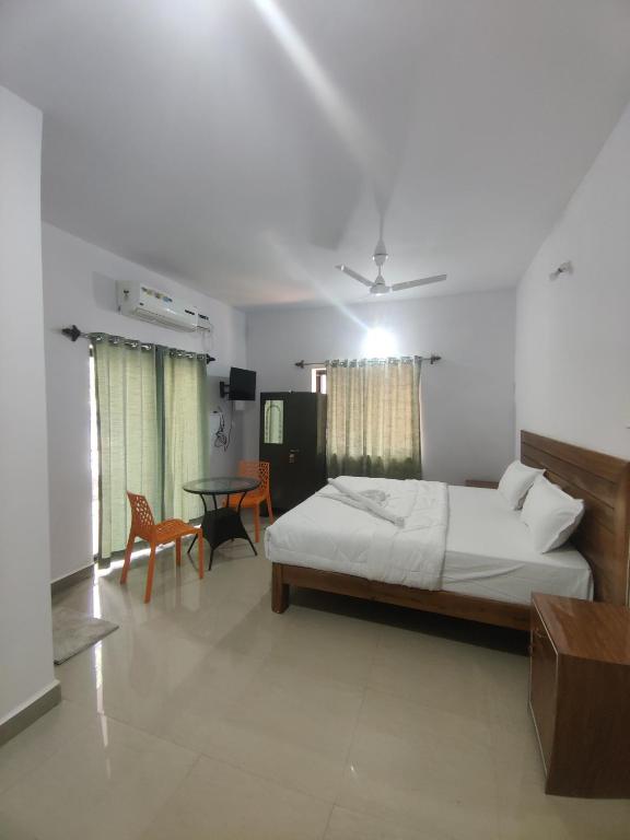 Candolim Seaside Guesthouse