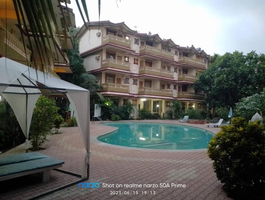 2 bhk resort with pool calangute candolim