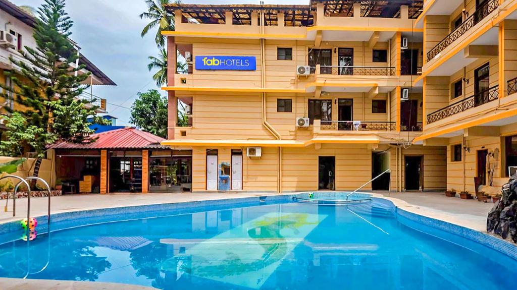FabHotel Kris Resort - Nr. Calangute Beach