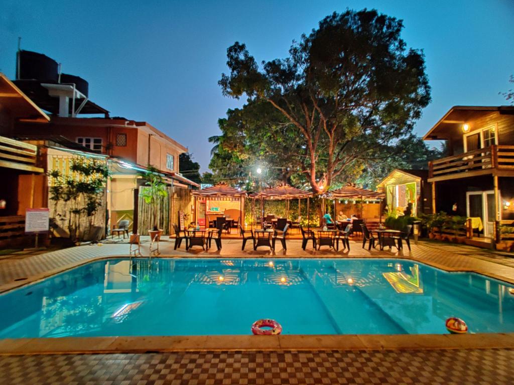 La Vie Woods Resort (No stags allowed)